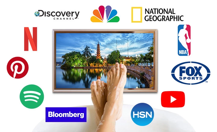 Smart bathroom Ocea style TV features entertainment programs that everyone can enjoy.